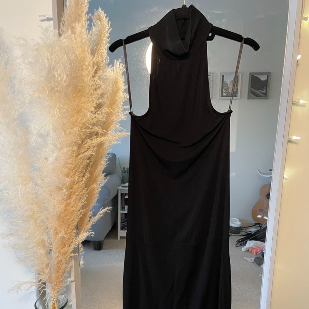 Black, backless dress